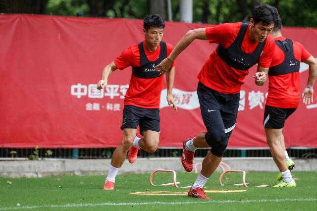 开云体育-海港训练课武磊巴尔加斯有默契 已具备出场状态