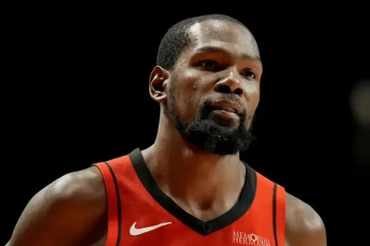 开云在线-火箭111-104战胜活塞 球员评价：3人优秀，4人良好，泰特崩盘