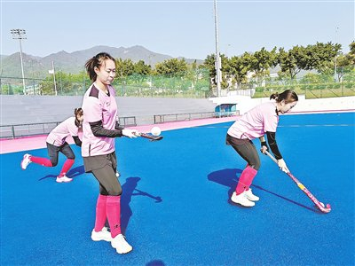 成为冬训首选地|曲棍球|云浮日报|吉林|吉林女子曲棍球队|女子曲棍球_新浪体育_新浪新闻
